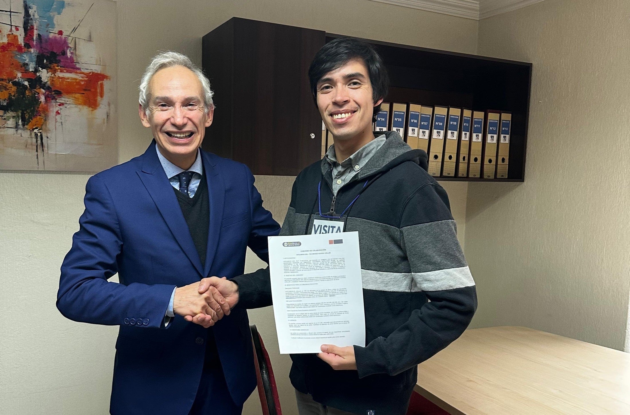 Ditelibros.cl y The Wessex School Chillán Firman Convenio